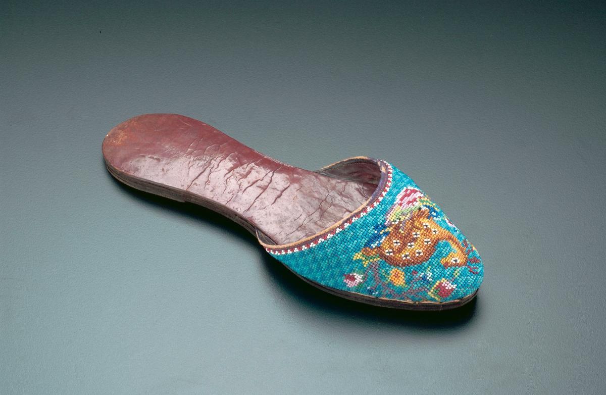 Peranakan Cover Potong Beaded Slippers